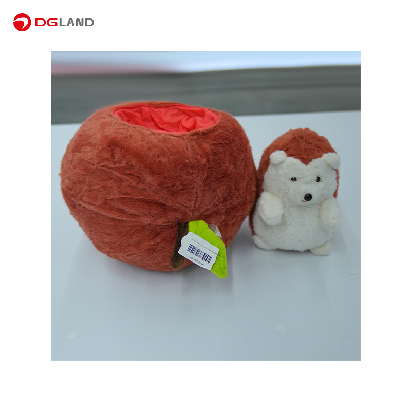 عروسک جوجه تیغی مدل سنجاب و بلوط ارتفاع 30 سانتی متر