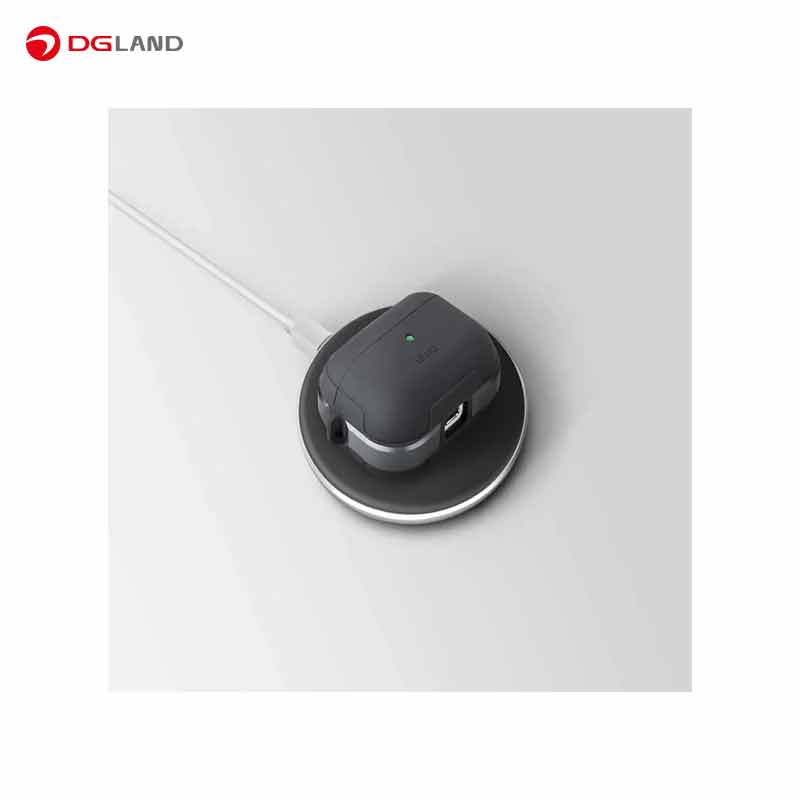 کاور یونیک مدل مناسب برای Apple AirPods 3rd Gen (2021) کاور یونیک مدل مناسب برای Apple AirPods 3rd Gen (2021)