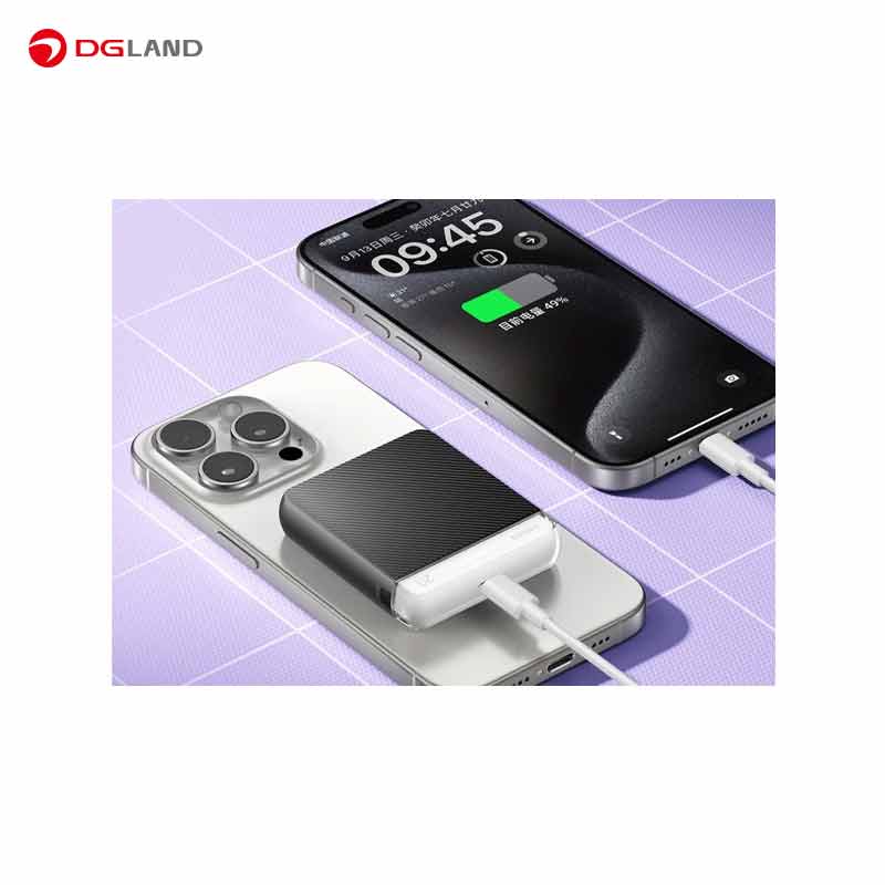 پاوربانک ریمکس مدل RPP9 ظرفیت 10000 میلی آمپر ساعت پاوربانک ریمکس مدل RPP9 ظرفیت 10000 میلی آمپر ساعت