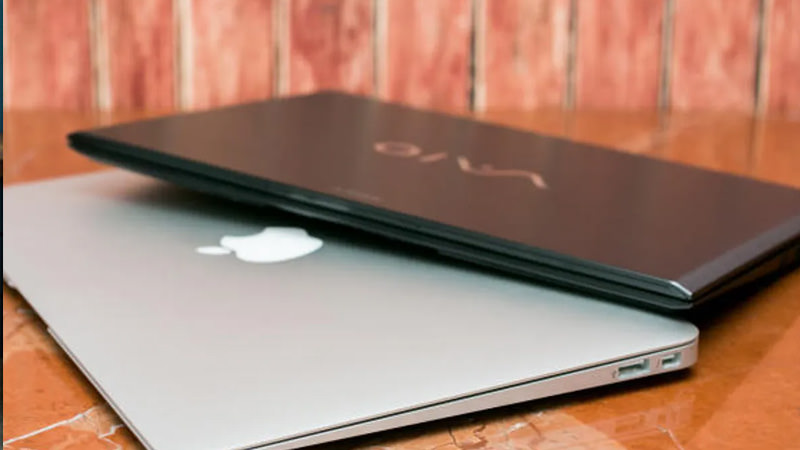  مقایسه لپ تاپ اپل با سونی