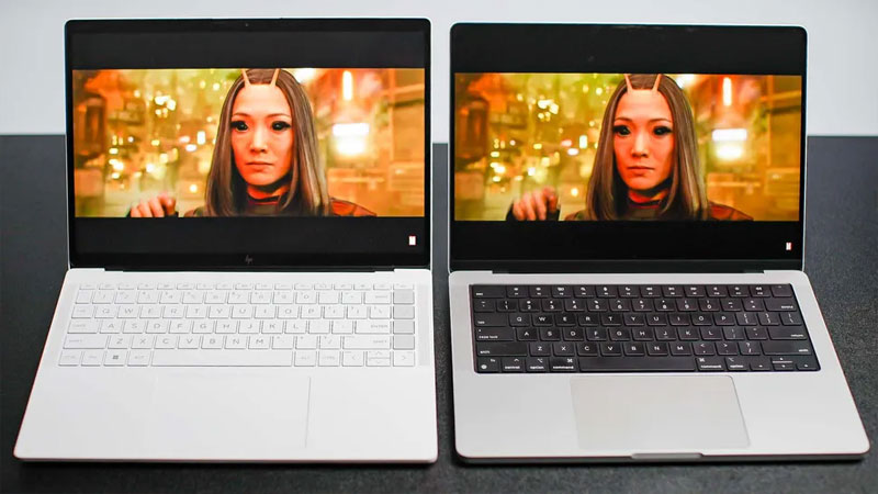 مقایسه مک بوک اپل با لپ تاپ اج پی از نظر صفحه نمایش